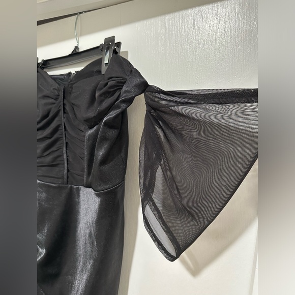 ASOS DESIGN bandeau corset mesh satin midi dress in black - Picture 6 of 11